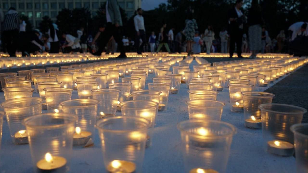 В преддверии Дня памяти и скорби на главной площади в Махачкале прошла Международная акция «Огненные картины войны»